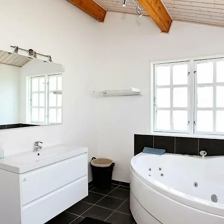 Σπίτι διακοπών Three-bedroom Holiday In 41